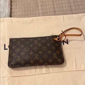 Authentic Louis Vuitton pouch/wristlet